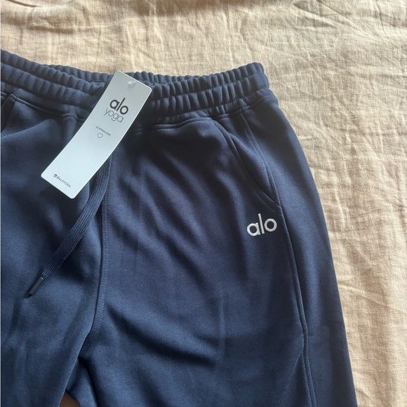 ALO Set - Picture 5 of 5